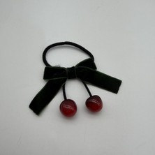 Mare Accessories Kiraz Detaylı Yeşil Kadife Fiyonk Saç Lastiği