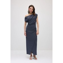 Gusto Asimetrik Omuzlu Simli Abiye Elbise - Gri