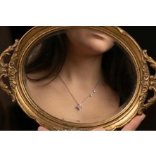 Tınt | 925 Ayar Gümüş Pembe Taşlı Yonca Formlu Kolye