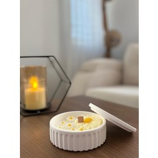 Serenity Sanat El Yapımı Yuvarlak Kapaklı Kase Papatya %100 Doğal Soya Wax Kokulu Mum Dekoratif