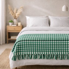 Beğenal Yeşil Renkli Pamuklu Çift Kişilik Püsküllü Pike (210 x 240 Cm)