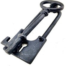 Marsilyan Antika Tarz Dekoratif Pirinç Anahtar Kapı Tokmağı, Taktak - 170X60MM, Oksit