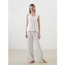 Lc Waikiki Yeni Sezon Kaçık Yaka Desenli Kadın Pijama Takım