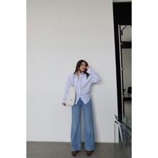 Özge Özgenç Arka Cebi Yıldız Baskılı Straight Fit Jean