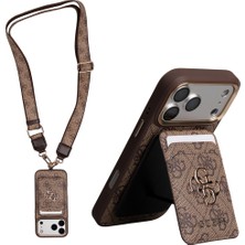 iPhone 17 Pro Guess Lisanslı 4g ve Yazı Logolu Kılıf + Kartlık + Askı 3in1 Aksesuar Seti Kahverengi