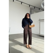 Özge Özgenç Dikiş Detaylı Yandan Cepli Kumaş Pantolon