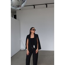 Özge Özgenç Premium Tasarım Pelerin Ceket