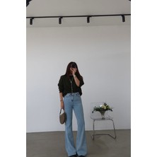Özge Özgenç Yumaşak Dokulu Ispanyol Paça Jean