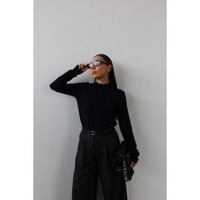 Özge Özgenç Yarım Balıkçı Triko Kazak