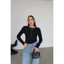 Özge Özgenç Çıtçıtlı Uzun Kollu Bluz