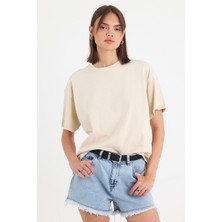 Gothamvibes Kadın Timeless Oversize Krem T-Shirt