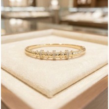 Museum Of You Kadın 14K Gold Kaplama Taşlı Kelepçe Bilezik Iç Çapı 6cm
