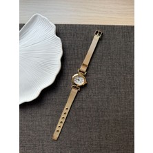 Rubsey Retro Minimal Hasır Kordon Vintage Kadın Kol Saati Altın Kelebek Model