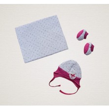 Akıllı Durak Yenidoğan Baskılı Double Face Şapka ve Patikli 3lü Bebek Battaniye Takımı