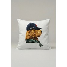 Viki Concept Şapkalı Köpek Figürlü Kırlent Kılıfı 087 – Modern ve Eğlenceli Dekoratif Yastık Kılıfı 45X45 cm