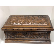 Lebron El Işçiliği Oymalı Masif Ahşap Kadife Astarlı Dekoratif Sandık 25 cm