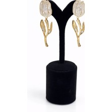 Pangu Yaprak Detaylı Lak Kaplama Mineli Çiçek Küpe