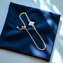C&On Design ✨ Mor Işıltı Dörtgen Taşlı Bileklik – Şıklığın Modern Dokunuşu ✨
