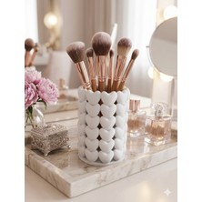 Asi 3D Tasarım Kalp Tasarımlı Dekoratif Makyaj Fırçası Organizeri – Romantik ve Şık Masaüstü Düzenleyici