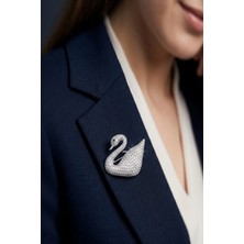 Caş Dekorasyon Gümüş Renk Kuğu Model Taşlı Broş