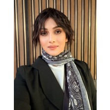 Aura Peruk Açık  Kahve Tonunda  Hafif Dalgalı Perçemli  Mia  Modelimiz