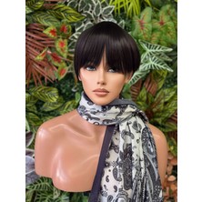 Aura Peruk Siyah Renge Sahip Kısa Perçemli Inci Modelimiz