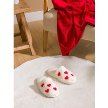 Lc Waikiki Yeni Sezon Kalp Nakışlı Pelüş Kadın Ev Terliği