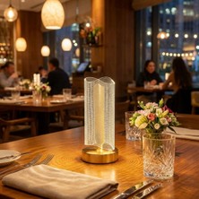 TeknoKapsül Uravas Store® Dalgalı Silindirik Kristal Çizgili Model LED Masa Lambası – Gold Tabanlı, Dokunmatik,