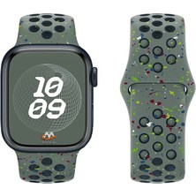 Zore Apple Watch 38MM Uyumlu Kordon Silikon Esnek Yumuşak Delikli Spor Krd-02 Kayış