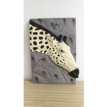Miamantra Zürafa Duvar Dekoru (42 cm)