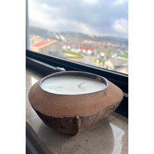 Miamantra Hindistan Cevizi İçinde Mum (Çap: 18 cm)