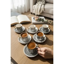 Akayev Gold Detaylı Porselen Siyah Beyaz 6 Kişilik Kahve Fincan Takımı