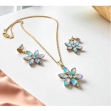 C&On Design 🌼 Papatya Işıltısı Kolye – Zarafetin ve Tazeliğin Simgesi 🌼