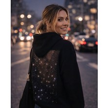 Kadın Siyah Taşlı Sırt Detaylı Kapüşonlu Sweatshirt Hoodie