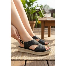 Enoch Kadın Lazer Kesim Motifli Konforlu Anatomik Tabanlı Sandalet