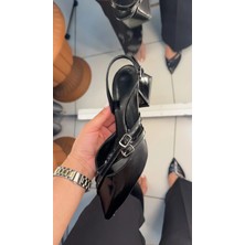 Akça Shoes Siyah Tokalı Kısa Topuklu Babet