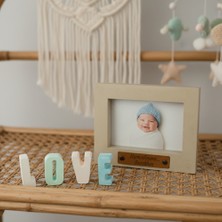 Miaju Modern Bebek Odası Dekoru, Isim ve Mesaj Yazılabilen Kişiye Özel Hediye Resim Çerçevesi, Love Yazılı