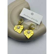 Biju Yılmaz Vip Gold Taşlı Sallantılı Kalp Küpe - 26VIPKP39