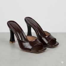 Kindep (Marka) Topuklu Tek Bant Kadın Terlik Kahve