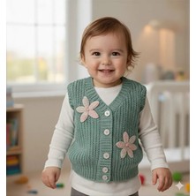 Mihrumay Kız Bebek Çiçek Motifli Triko Yelek