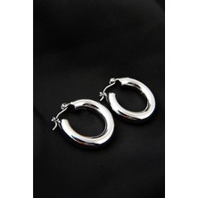 Euromoda Gümüş Kaplamalı Çelik Halka Tasarımlı Halka Küpe