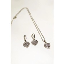 Euromoda Kalp Tasarımlı Zirkon Taşlı Gümüş Renkli Kolye Küpe Takım Set