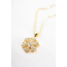 Euromoda Kar Tanesi Tasarımlı Zirkon Taşlı Kolye