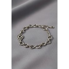 Euromoda Özel Tasarımlı Gümüş Kaplamalı Ay Yıldız Desenli Zincir Bileklik