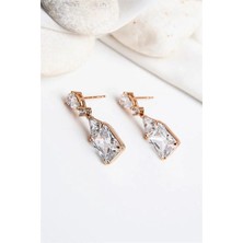 Euromoda Xuping Alerji ve Kararma Yapmama Garantili Zirkonium Taşlı Küpe