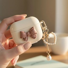 Caseonn Apple Airpods 4.nesil/anc Kılıf Karakter Figürlü Zarif Fiyonk