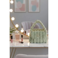 Caş Dekorasyon Yeşil Renk Peluş Makyaj Çantası