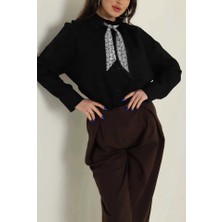 Kadın Fular Detaylı  Gömlek