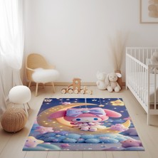 Ayda Oturan Melodi Çocuk Halısı M27