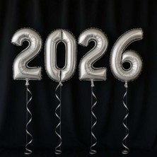 Parti Show 2026 Yılbaşı Gümüş Folyo Balon Set